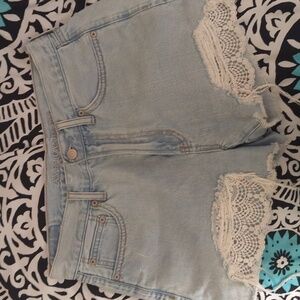 American Eagle Size 6 Shorts